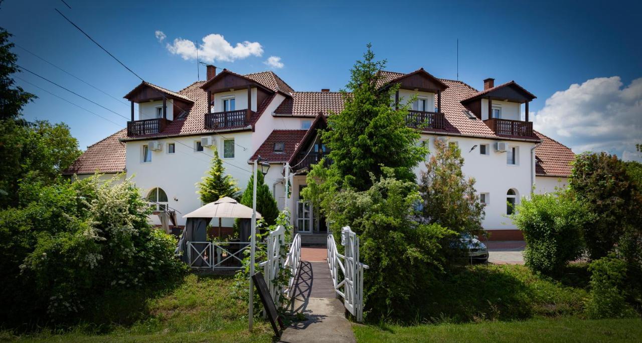 Alabástrom Panzió és Étterem Bogács Exterior foto