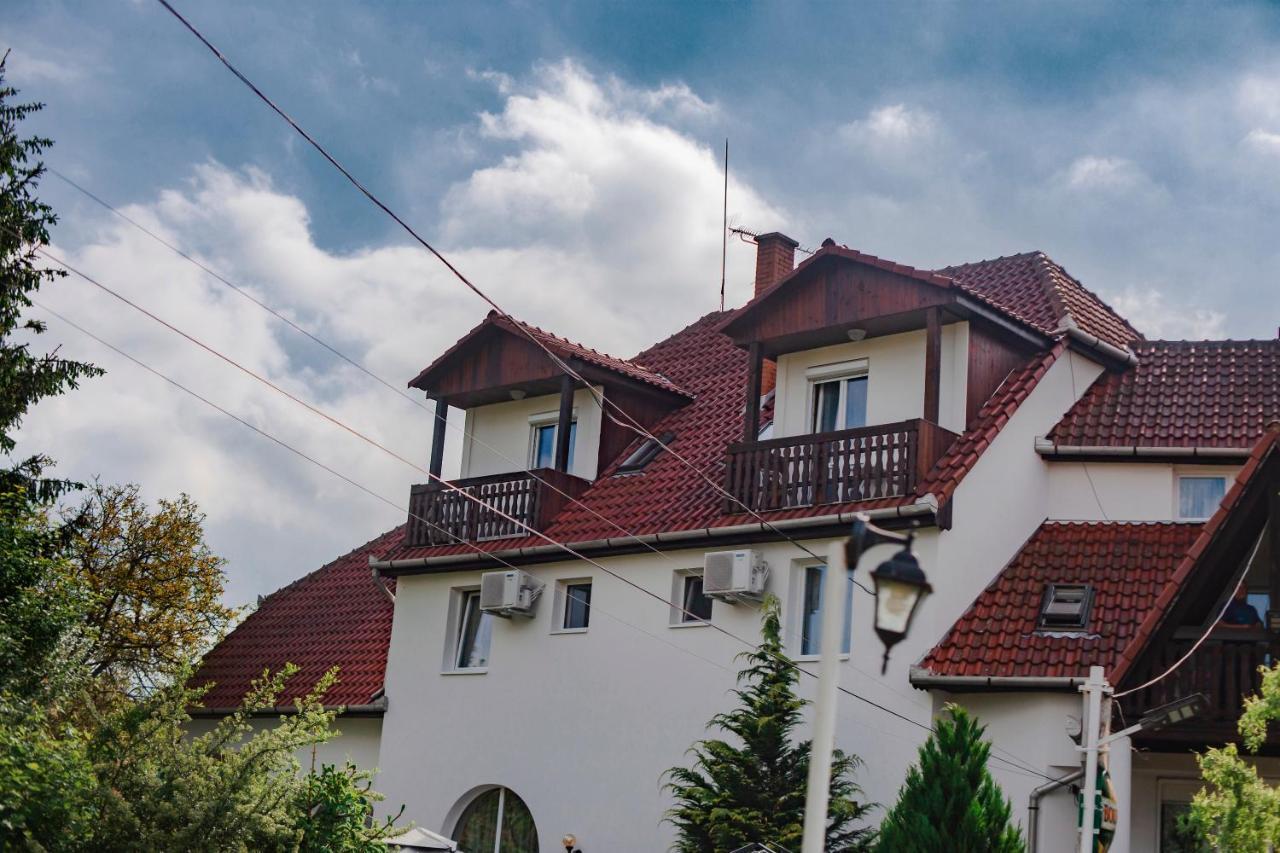 Alabástrom Panzió és Étterem Bogács Exterior foto